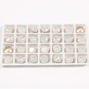 Aukščiausios Kokybės Akmenys White Opal Spalvos Pagalvėlių Iškirpti Formą Kalnų Krištolas Populiarus Stiklo Masės Nagų Dailės Papuošalai