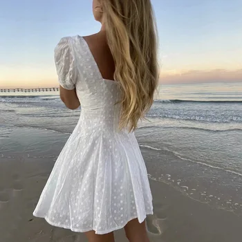 Baltos spalvos nėrinių embriodery vasaros paplūdimio suknelė moterims, elegantiškas tuščiaviduriai iš nėrinių trumpą suknelę off peties sluoksniuotos rankovėmis vien suknelė 2021