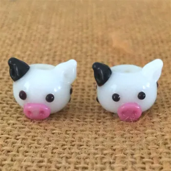 Japonų stiliaus mielas kiaulių stiklo granulių simbolis pasisekė