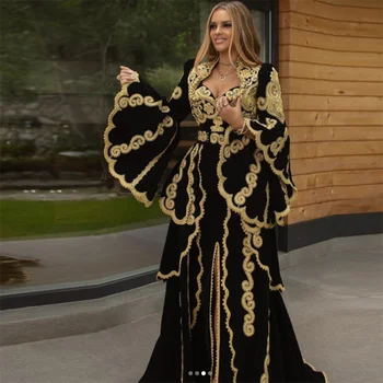 Juoda Promenadzie Suknelė-line V-kaklo, ilgomis Rankovėmis Maroko Kaftan vakarinę Suknelę Su Aukso Aplikacijos Dubajus, Saudo Arabija Ilgai Promenadzie Suknelė