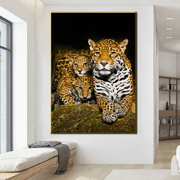 Laukinių Jaguarai su Baby 