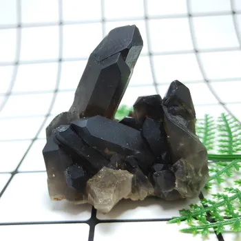 Mažų Kristalų sankaupos Natūralus Juodas kristalų grupių dūminis kvarcas Akmuo vug Kristalų Gijimas namų dekoro