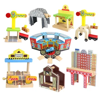 Mediniai viadukas krano stovėjimo garažas kelio scena sankryža kelio suderinama su prekės medinis traukinio bėgių ir reikmenys, žaislai