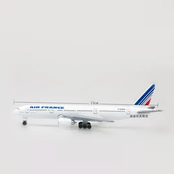 Metalų lydinio, Oro LufthansaA340 ar A380 Emyratai A380 Franceb 777 Kataras B747 
