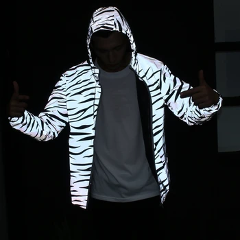 Streetwear Vyrų atspindinti striukė Tendencija atsitiktinis mados Zebra modelis Naktį švyti Gobtuvu slim kailio vyras Prekės